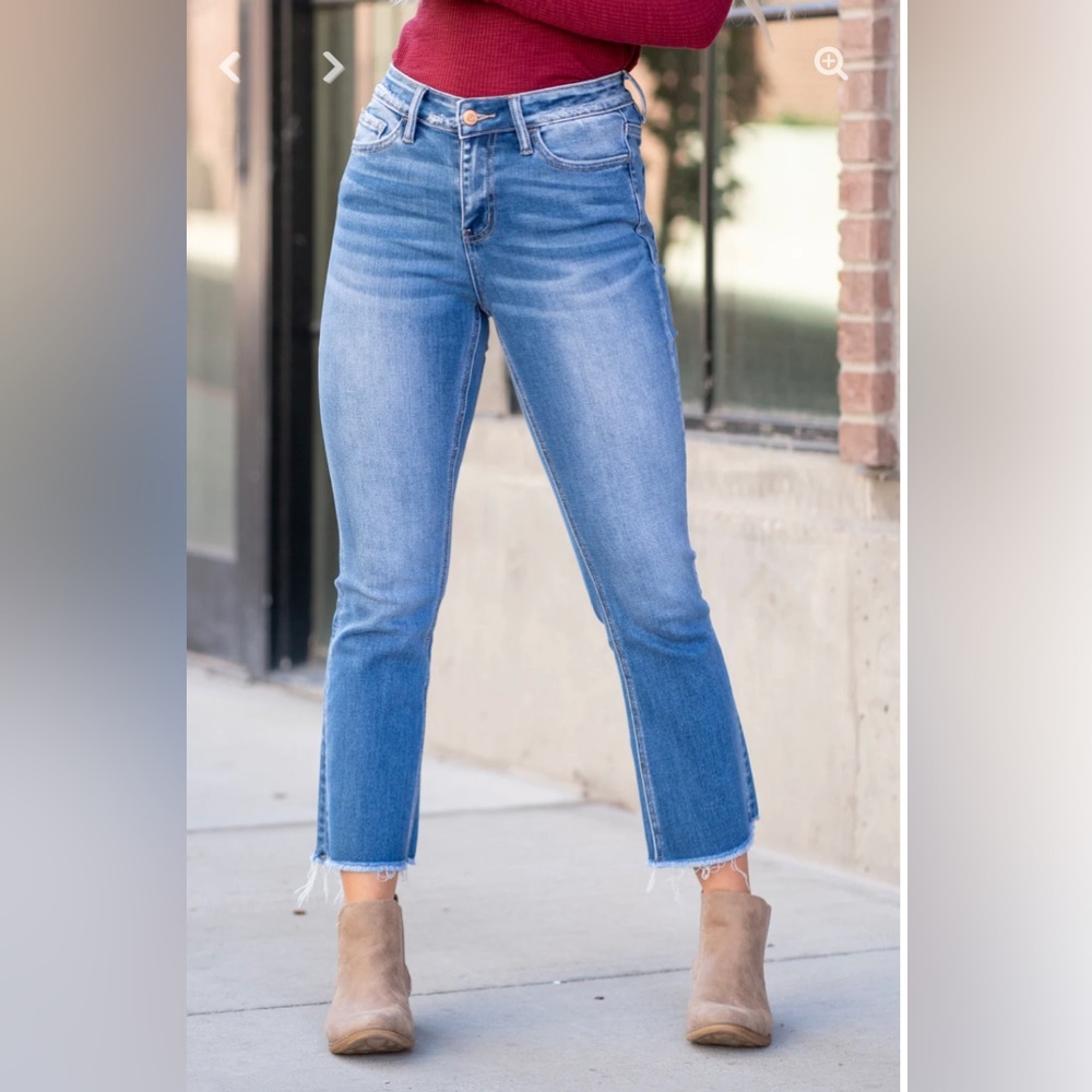 Flying Monkey Dance Floor High Rise Cropped Fray Hem Mini Flare Size 30